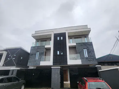 Luxury 4-Bedroom Semi-Detached Duplex