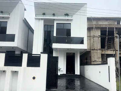 Luxury 5 Bedroom Fully Detached Duplex + BQ, Pool