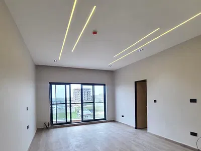 Luxury Brand New 2bedroom Apartment with BQ