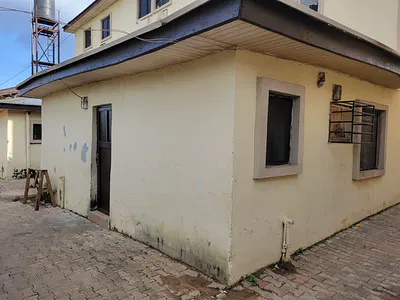 1 Bedroom Flat
