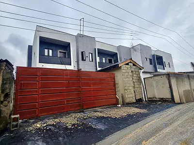 Newly Built Contemporary 3-Bedroom Semi-Detached Duplex.