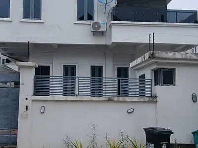 Luxury 4 Bedroom Fully Detached Duplex
