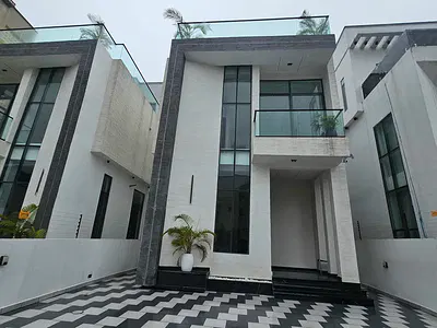 Luxury 5 Bedroom Detached Duplex with Cinema, BQ and Swimming Pool