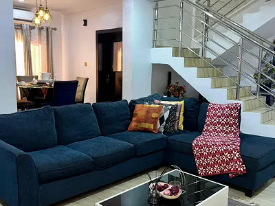 Stunning 5-Bedroom with Excellent Facilities