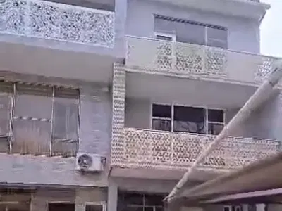 Corner Piece 4 Bedroom Terrace Duplex