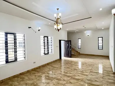 Spacious 4 Bedroom Terrace Duplex