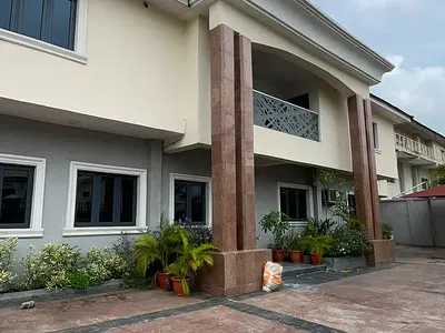 5-Bedroom Fully Detached Duplex with 2-Room BQ