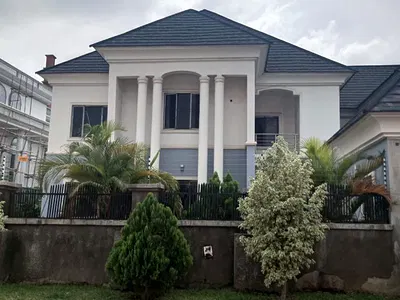 6 Bedroom Fully Detached