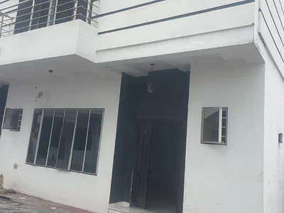 Luxury Relatively New 4bed Code Access Estate