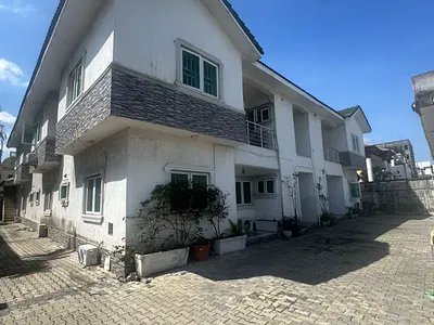 One Bedroom Apartment