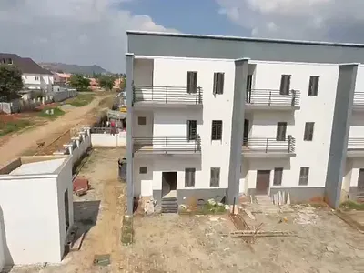 Corner Piece 4 Bedroom Terrace Duplex