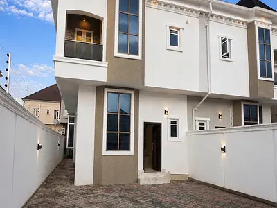 4 Bedroom Semi Detached + BQ