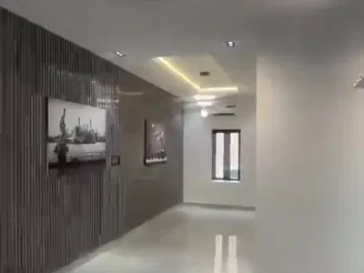 Exquisite Spacious 3 Bedroom En-Suite Flat + BQ