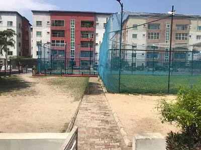 Spacious 3 Bedrooms Flat Serviced Apartment