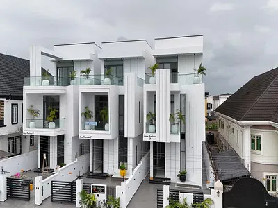 Luxury 5 Bedroom Detached Duplex with Swimming Pool, Cinema, Gym & BQ
