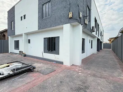 Newly Built 3 Bedroom Apartment