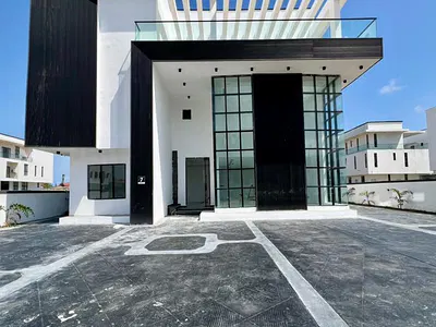 Luxury 6 Bedroom Detached Duplex with a Pool, Cinema, Terrance, BQS — Lekki, Lagos