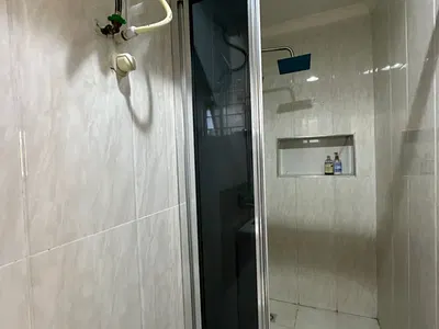 Serviced 3 Bedroom En-Suite Flat