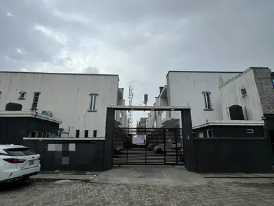 Elite 4 Bedrooms Terraced Duplex