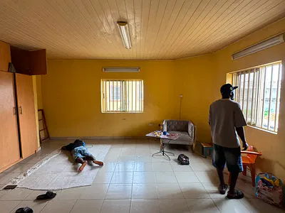 Well Maintained 4 Bedrooms Duplex with BQ