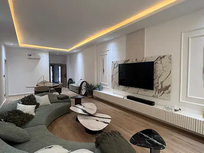 Luxurious Fully Furnished 3 Bedroom Flats