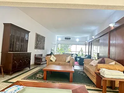 Fully Furnished 3 Bedroom Maisonette with a Private Garden 🪴