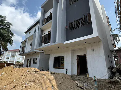 Newly Built 4 Bedroom Detached Duplex Plus BQ