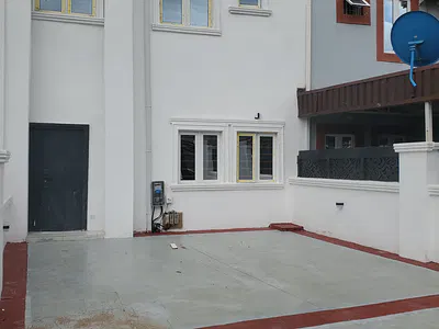 Tastefully Built 3 Bedroom D Terrace Duplex with a Room BQ for Rent
