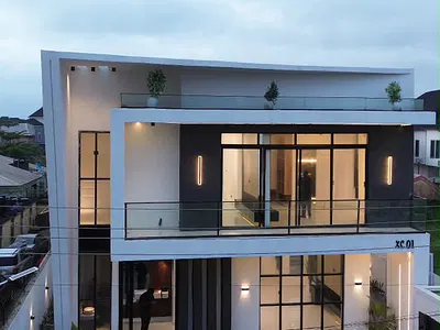 Luxury 5 Bedroom Detached Duplex