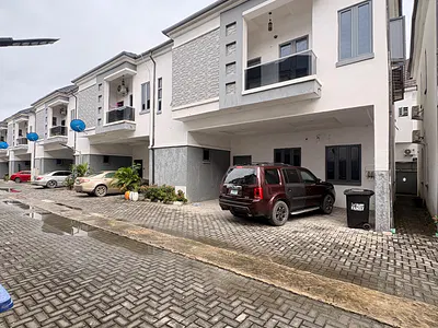 Spacious Exquisite 4 Bedroom Terraced Duplex in Elite Code-Access Est8