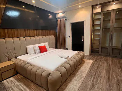 Furnished 2 Bedroom Apartment