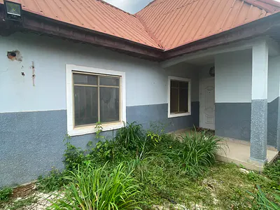 Massive 3 Bedroom Detached Bungalow in a Secure Environment