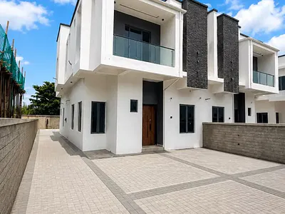 Luxury 4 Bedroom Fully Detached Duplex with BQ