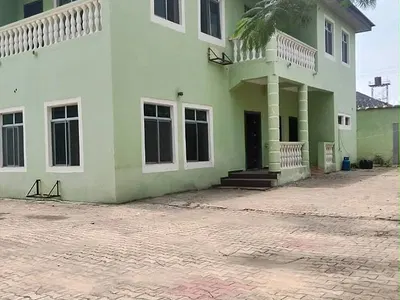4 Bedroom Semi-Detached Duplex with a Room BQ