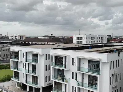Newly Built 2 Bedroom with a Pool, Gym and a Central Gas System