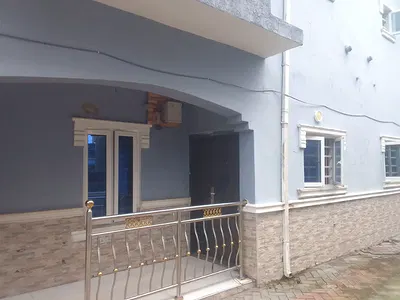 Sweet 2 Bedroom Duplex