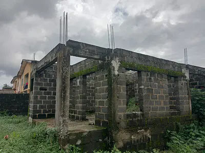 Uncompleted 2 Bedroom Flats Solidly Built to Decking or Roofing Level