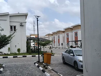 2 Bedroom