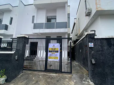 4bedroom Fully Detached Duplex with BQ