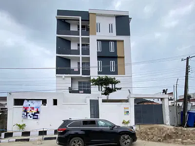 Fully Serviced 2 Bedroom Apartment + Pool, Gym, Lounge, Elevator