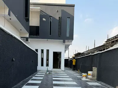 Brand New 4 Bedroom Detached Duplex
