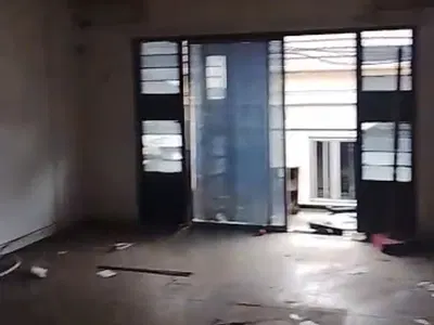 Commercial 3 Bedroom Available