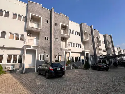 A Very Good Spacious 4-Bedroom Terrace Duplex + 1BQ