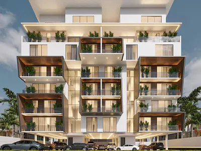 Enormous 4 Bedroom Apartment with a Pool