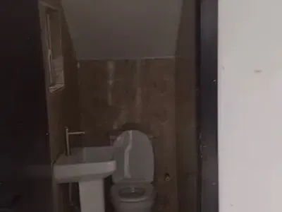Lovely 3 Bedroom Flat with Guest Toilet