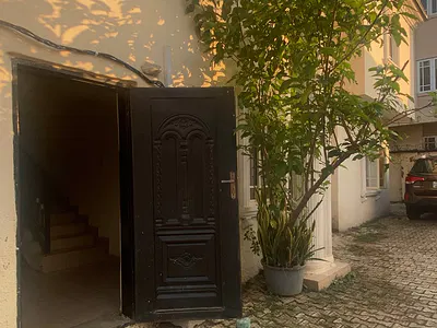 Neatly Built 2 Bedroom Flat