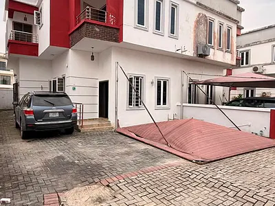 4 Bedroom Duplex Semi Detached