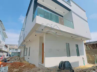Beautifully Built 4 Bedroom Detached Duplex with BQ