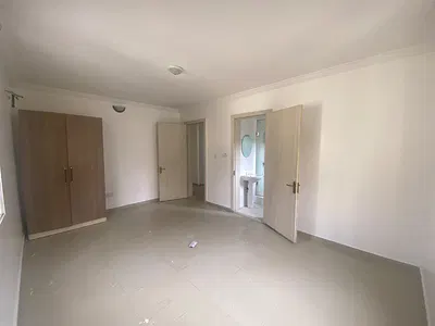Luxury 3 Bedroom Apartment
