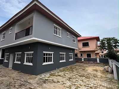 Well Finished 4 Bedroom Detached House (All Rooms Ensuite)